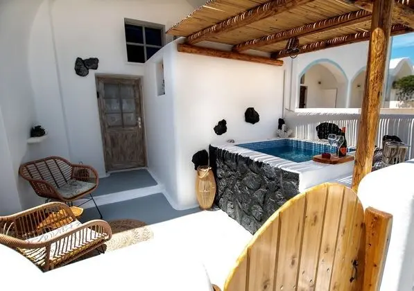Traditional Süit, 1 Çift Kişilik Yatak ve Çekyat (Asera 1)