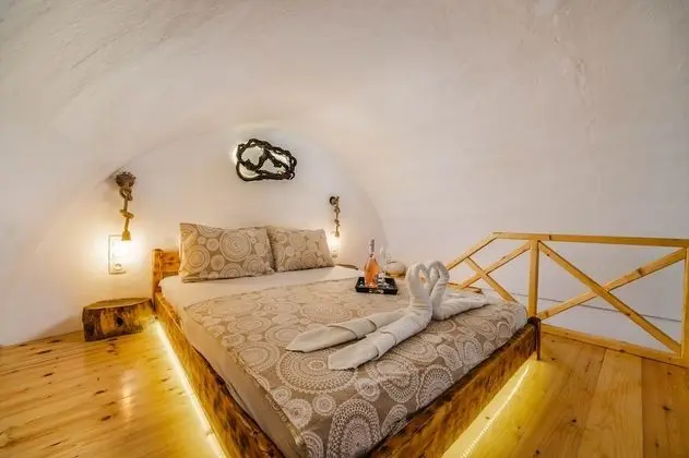 Traditional Süit, Sıcak Su Havuzu (Asera 2)