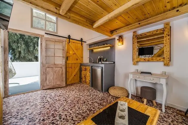 Traditional Süit, Sıcak Su Havuzu (Asera 2)