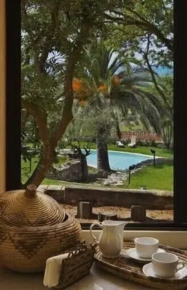 Tek Büyük Yataklı Oda, Bahçe Manzaralı