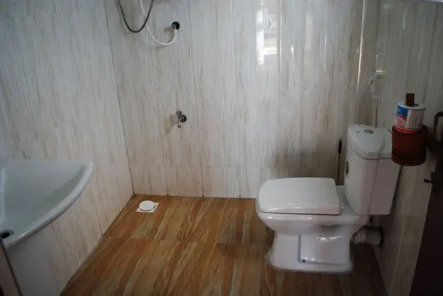 Deluxe Double Room with Air Conditioner and free Massage