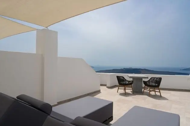 Eon Suite Caldera View