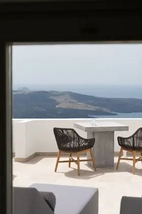 Eon Suite Caldera View