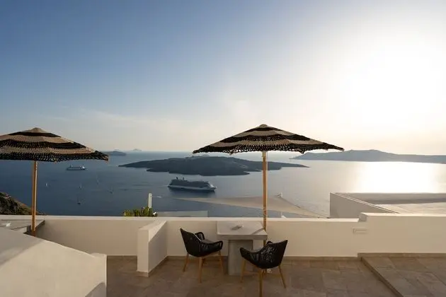 Eon Suite Caldera View