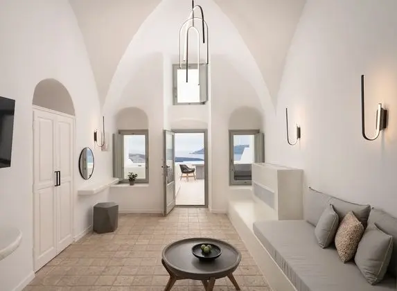 Inertia Suite with hot tub Caldera View