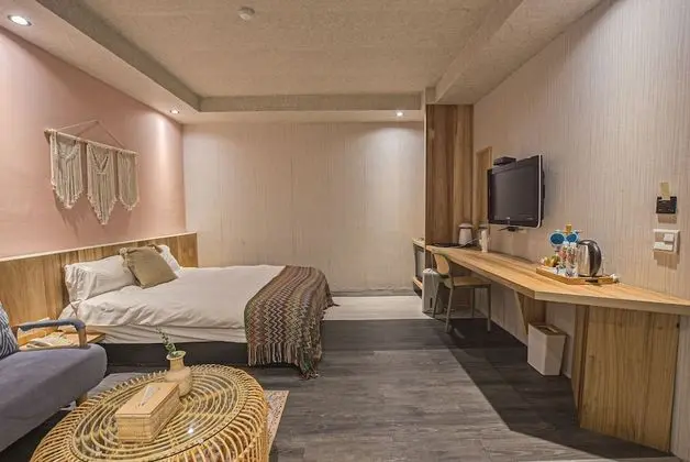 Premium Tek Büyük Yataklı Oda