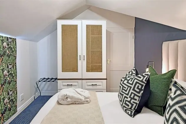 Tek Büyük Yataklı Oda (Balcony (Queen Room) )