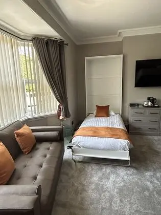 Large Super King  Room
