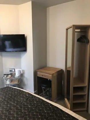 Tek Büyük Yataklı Oda