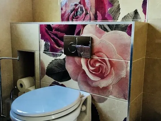 Luxury Tek Büyük Yataklı Oda, Banyolu/Duşlu, Bahçe Manzaralı (Maggies Room)