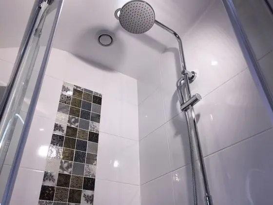 Luxury Üç Kişilik Oda, Banyolu/Duşlu, Bahçe Manzaralı (Lizzies Room)
