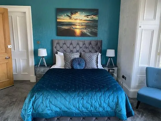 Tek Büyük Yataklı Oda (Room 1)