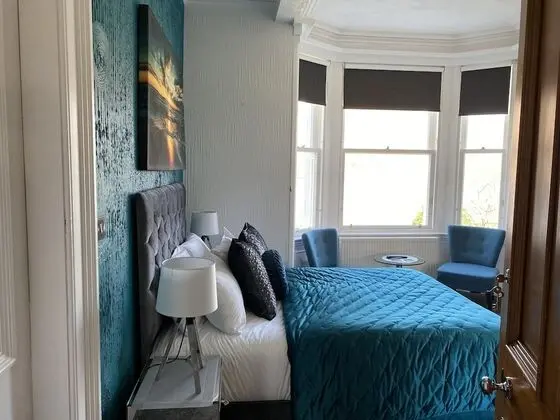 Tek Büyük Yataklı Oda (Room 1)