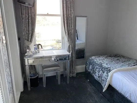 Tek Kişilik Oda (Room 2)