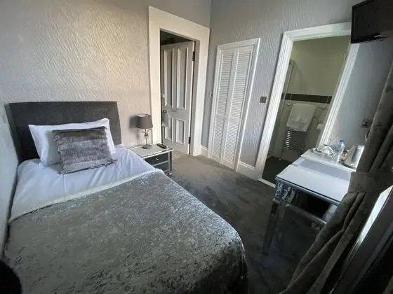 Tek Kişilik Oda (Room 2)