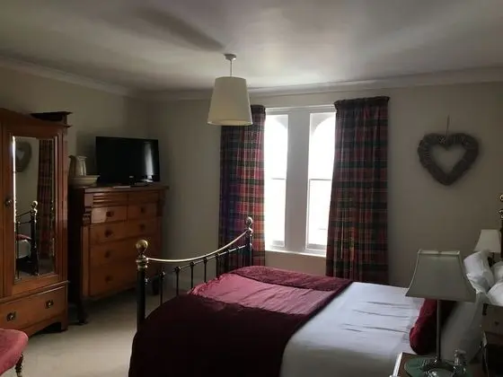 Tek Büyük Yataklı Oda, Banyolu/Duşlu (Kingsize (The Red Room))