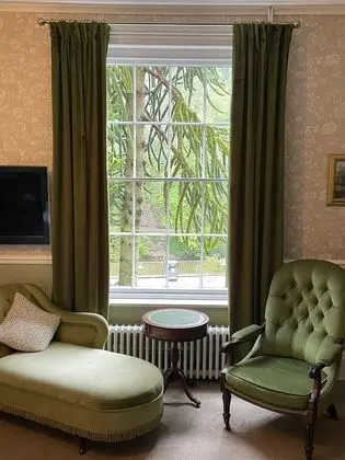 Superior Üç Kişilik Oda, Banyolu/Duşlu, Nehir Manzaralı