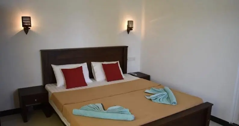 Deluxe Tek Büyük Yataklı Oda, Balkon, Deniz Manzaralı
