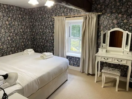 Kır Evi, Özel Banyo, Avlu Manzaralı