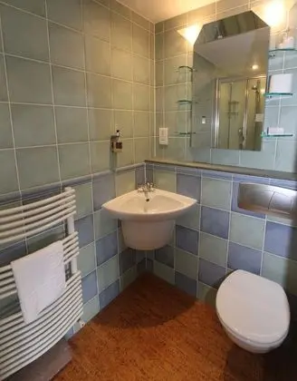 Standard Tek Büyük Yataklı Oda, Banyolu/Duşlu