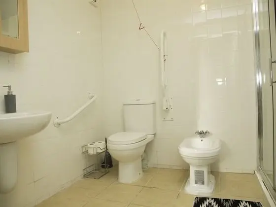 Deluxe Tek Büyük Yataklı Oda, Banyolu/Duşlu
