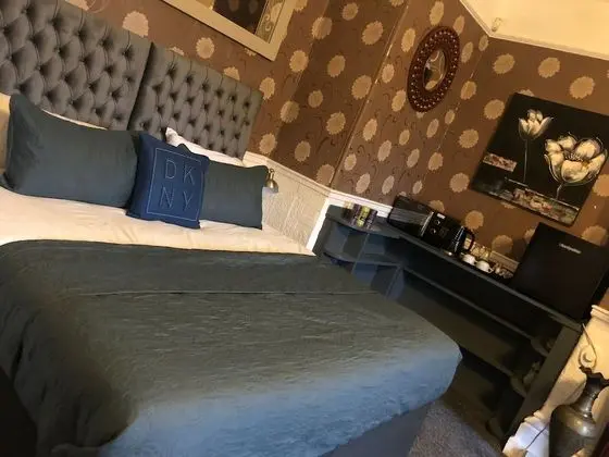 Premier Tek Büyük Yataklı Oda, Banyolu/Duşlu, Bahçe Manzaralı