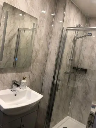 Premier Tek Büyük Yataklı Oda, Banyolu/Duşlu, Bahçe Manzaralı