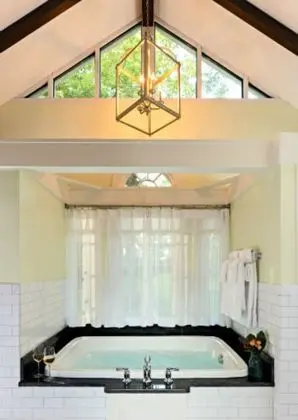 Süit, Özel Banyo (Garden Suite)