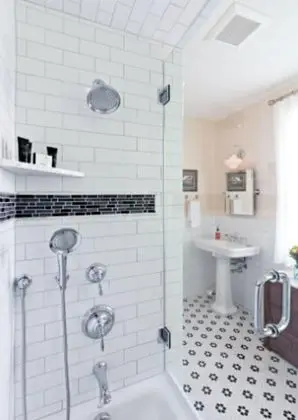 Süit, Özel Banyo (Maple Suite)