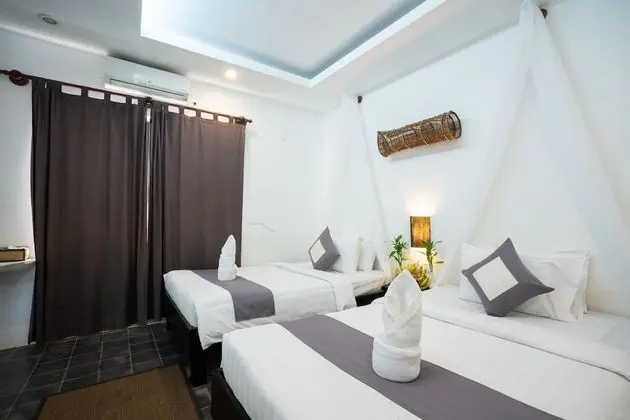 Deluxe İki Ayrı Yataklı Oda (with Private Garden)