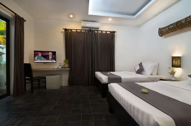 Deluxe İki Ayrı Yataklı Oda (with Private Garden)