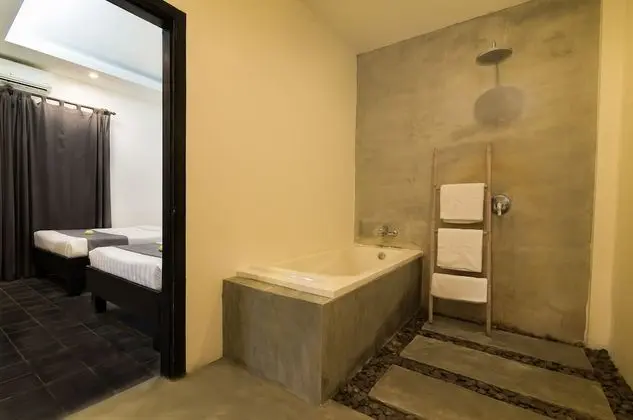 Deluxe İki Ayrı Yataklı Oda (with Private Garden)