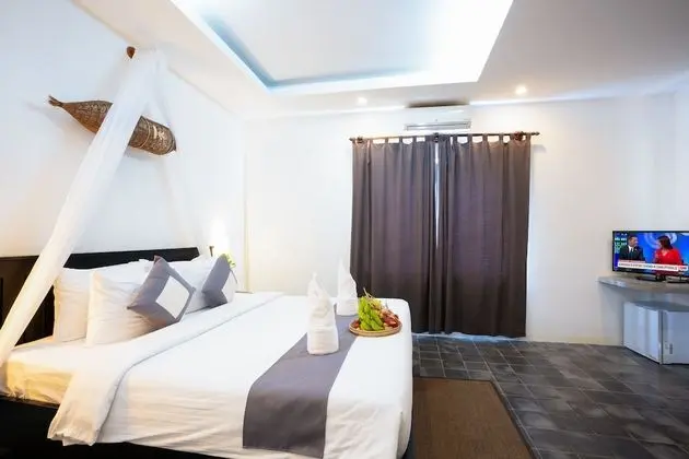 Deluxe Tek Büyük Yataklı Oda (with Private Garden)