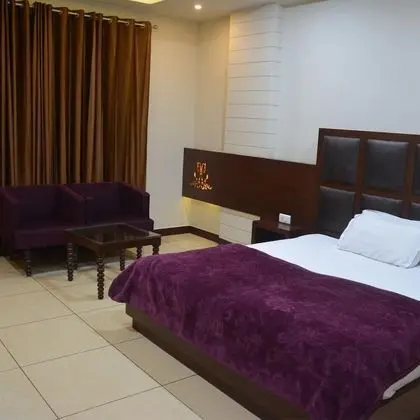Deluxe Oda, 1 En Büyük (King) Boy Yatak, Köşe