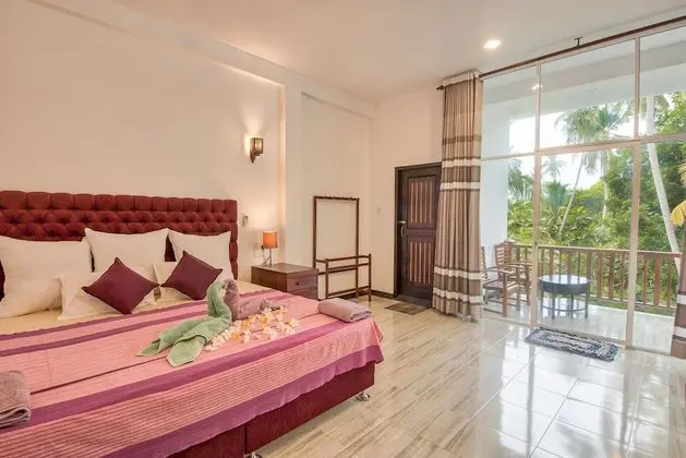 Deluxe Tek Büyük Yataklı Oda, 1 Yatak Odası, Sigara İçilmez, Bahçe Manzaralı