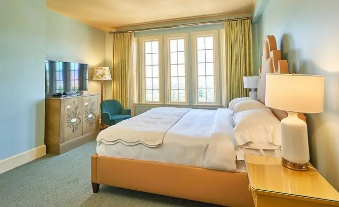 Deluxe Oda, 1 En Büyük (King) Boy Yatak, Şehir Manzaralı