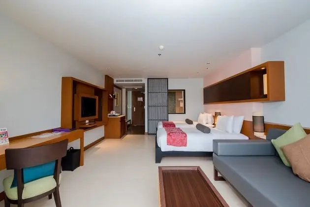 Deluxe King Bed