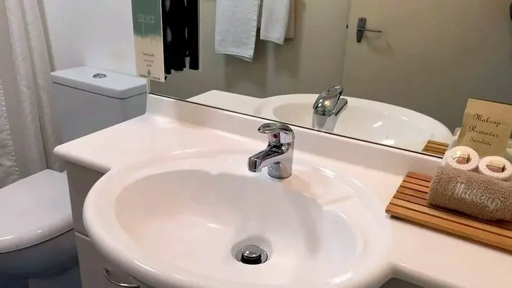 İki Ayrı Yataklı Oda, 1 Yatak Odası, Mutfak (King Bed)