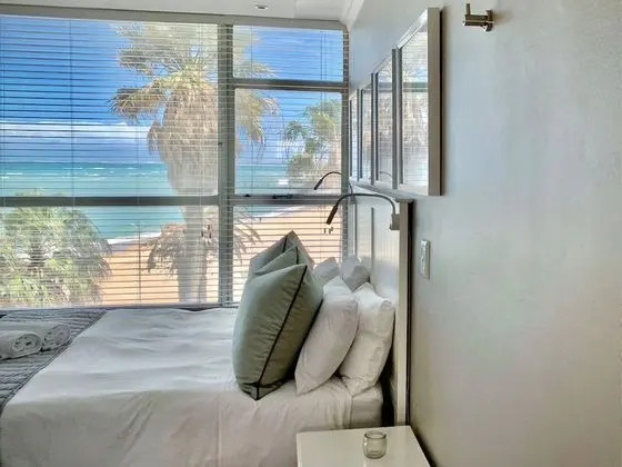 Executive Holiday Apartment (2)
