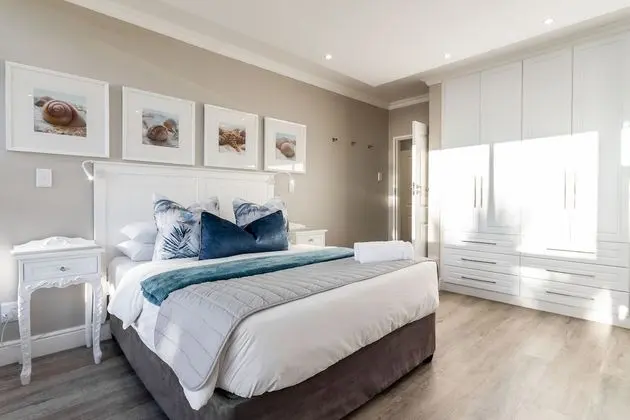 Executive Holiday Apartment (2)