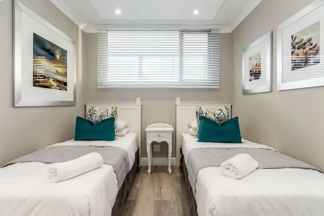 Executive Holiday Apartment (2)