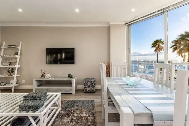 Executive Holiday Apartment (2)