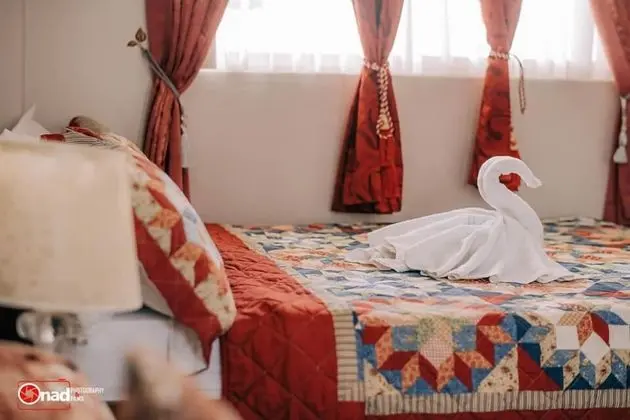 Family Sıra Ev (with Suite Rooms)
