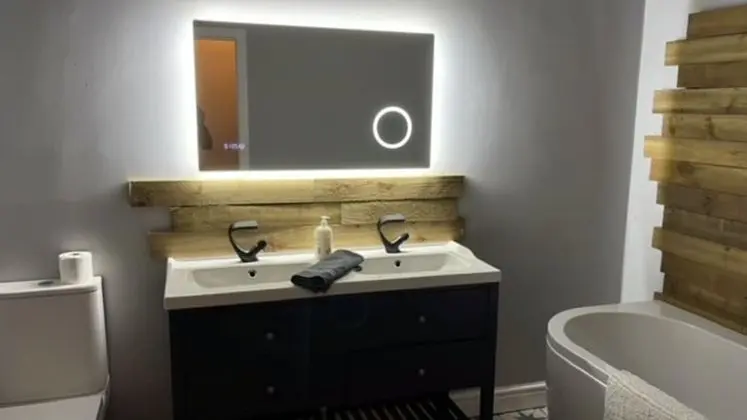 Deluxe Ev, Özel Banyo