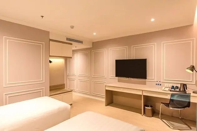 Deluxe Üç Kişilik Oda