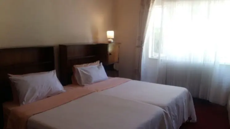 Comfort İki Ayrı Yataklı Oda (Shared bathroom)