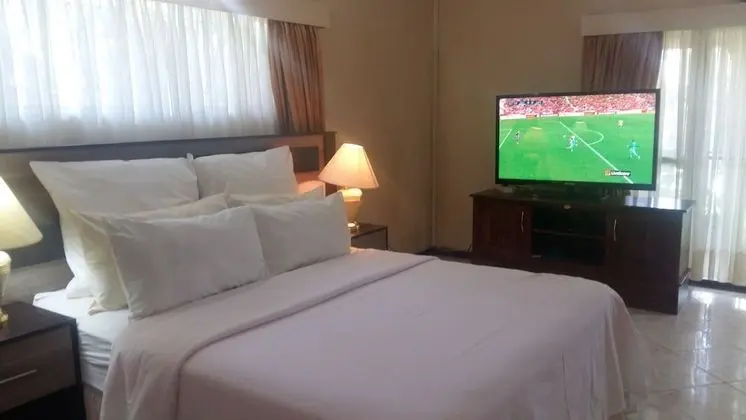 Comfort Tek Büyük Yataklı Oda (Shared bathroom)