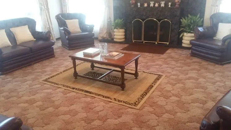 Comfort Tek Büyük Yataklı Oda (Shared bathroom)