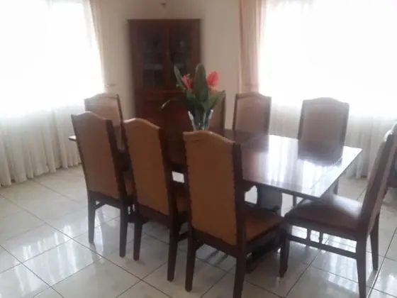 Comfort Tek Büyük Yataklı Oda (Shared bathroom)