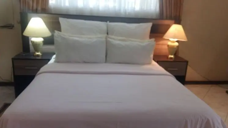 Executive Oda, 1 En Büyük (King) Boy Yatak, Bahçe Manzaralı